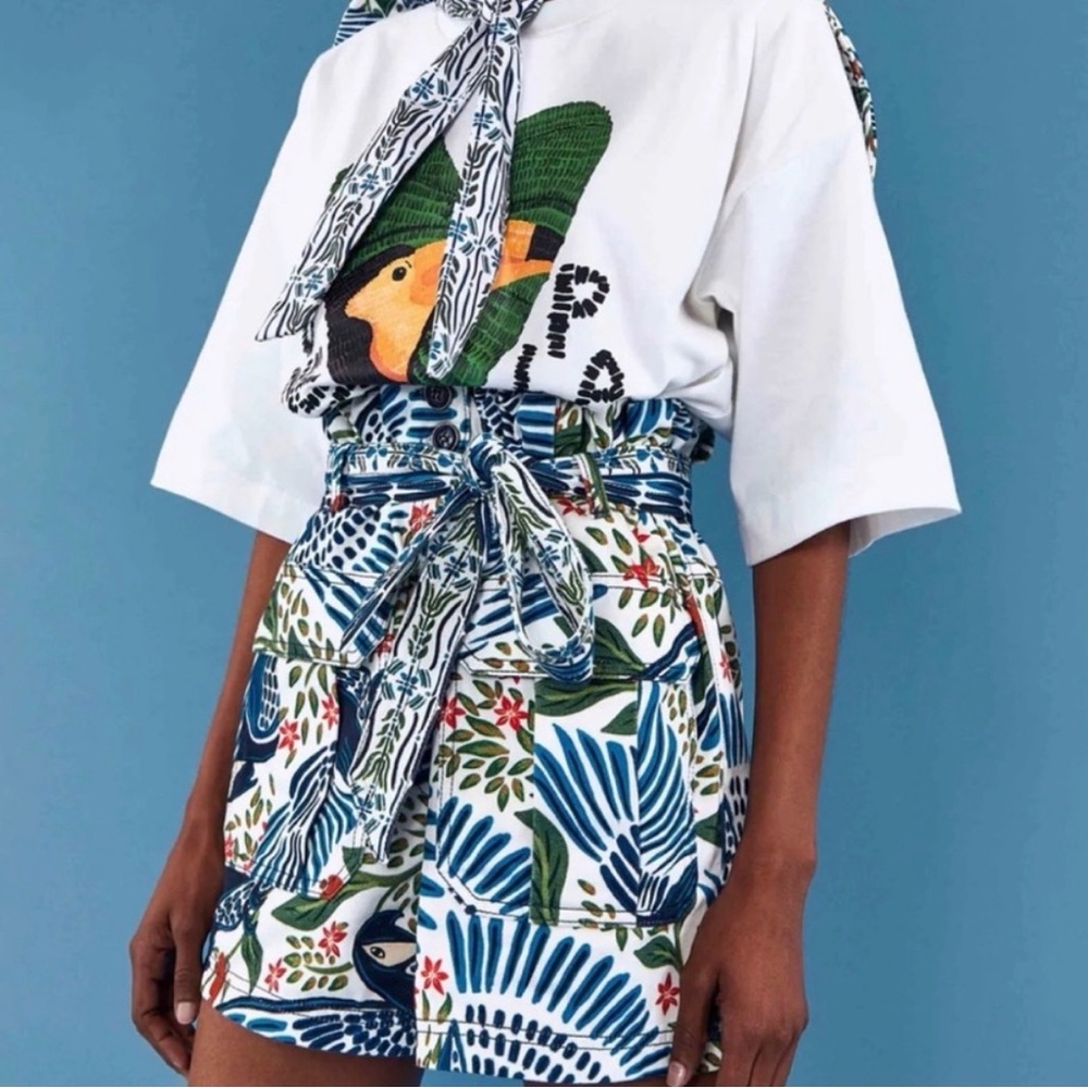 Farm Rio Blue Macaw High-Waist Paperbag Shorts with Tie Belt and Pockets, XL